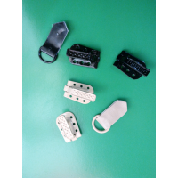 Шубний гачок чорний