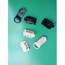 Шубний гачок чорний