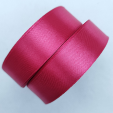 Атласна стрічка 2.5 см 33м