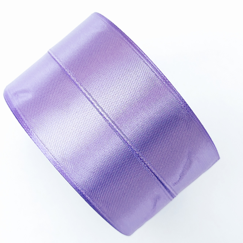 Атласна стрічка 2.5 см 23м