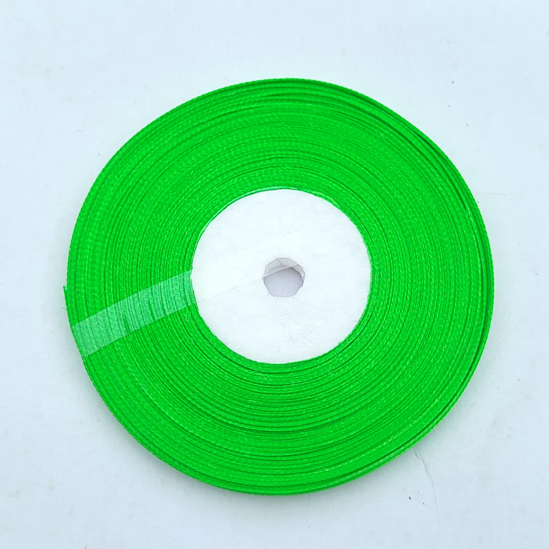 Стрічка атласна 6 мм 33м