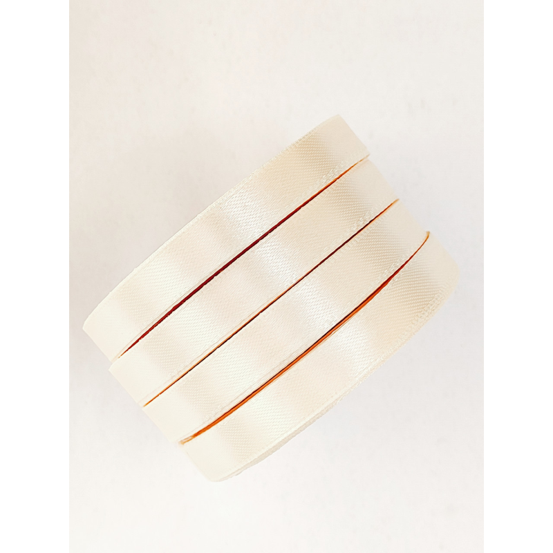 Атласна стрічка 1 см 33 м