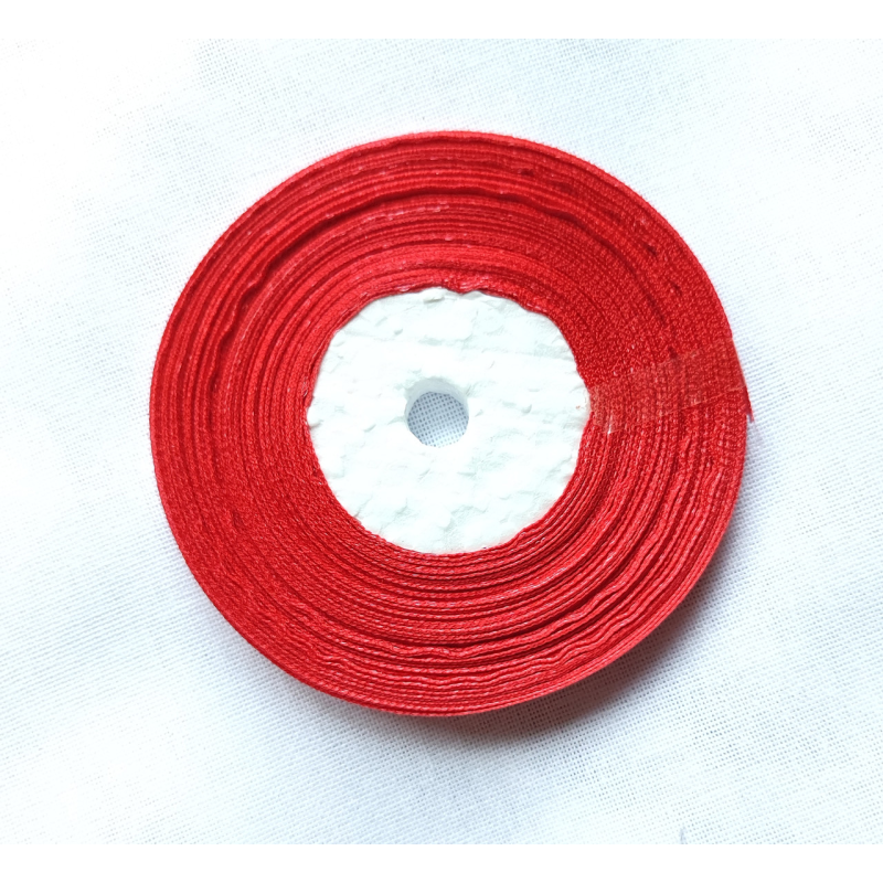 Стрічка атласна 6 мм 33м