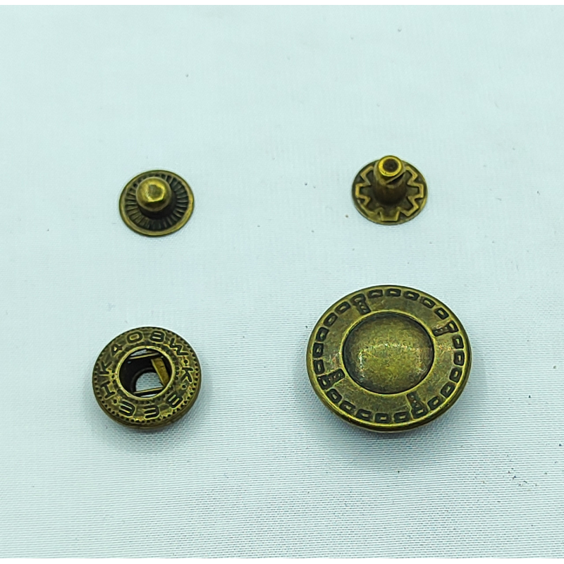Кнопка альфа 17 мм антік