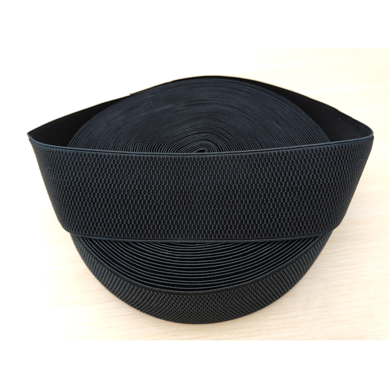 Резинка  для одягу 4 см чорна