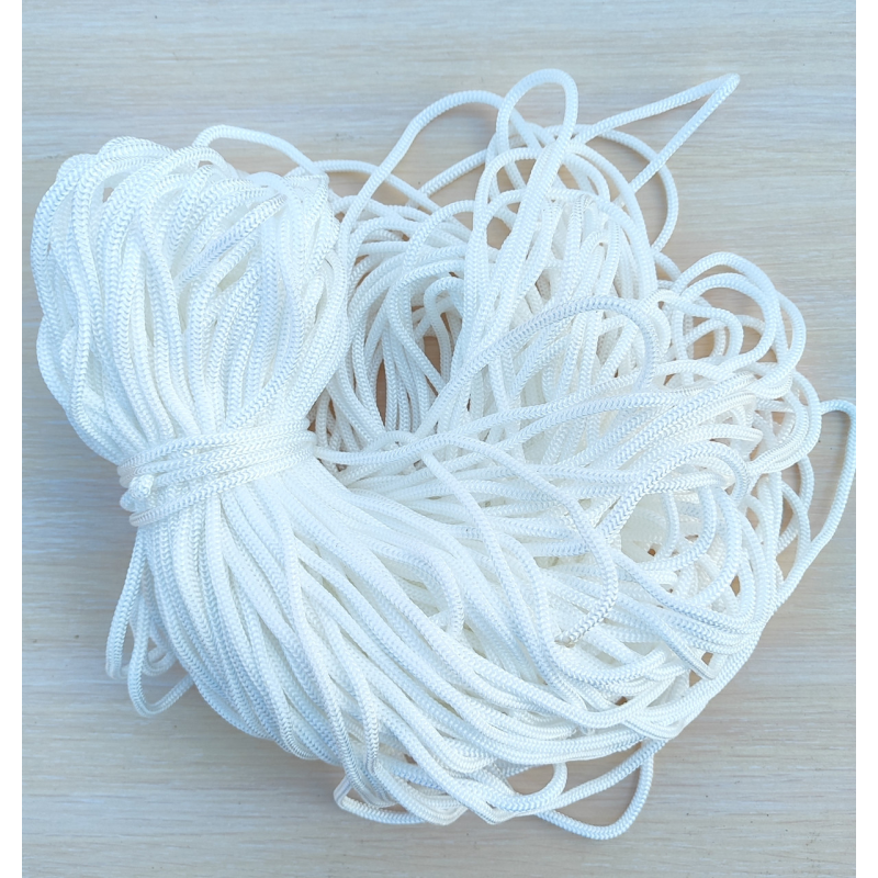 Шнур 4 мм для одягу білий