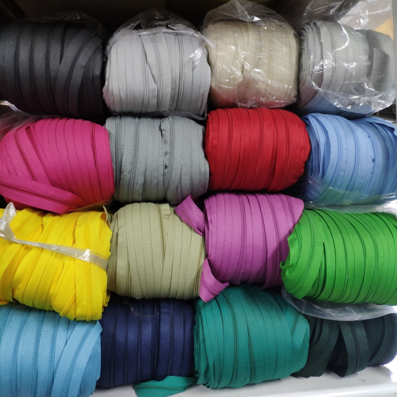 Рулонна блискавка типу “Спіраль“ Т-3 (200я.)