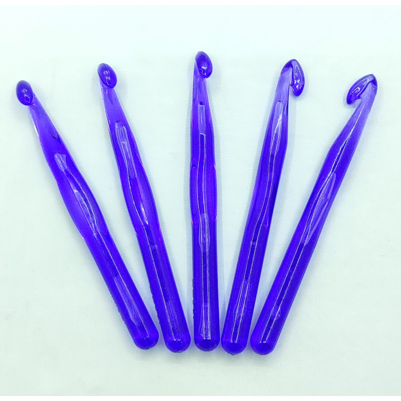 Гачок в“язальний № 12 мм пластиковий