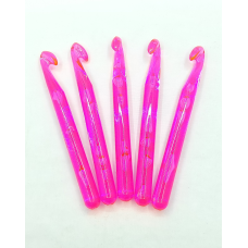 Гачок в“язальний № 15 мм пластиковий