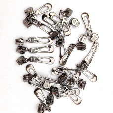 Бігунок металевий  № 3 темний нікель