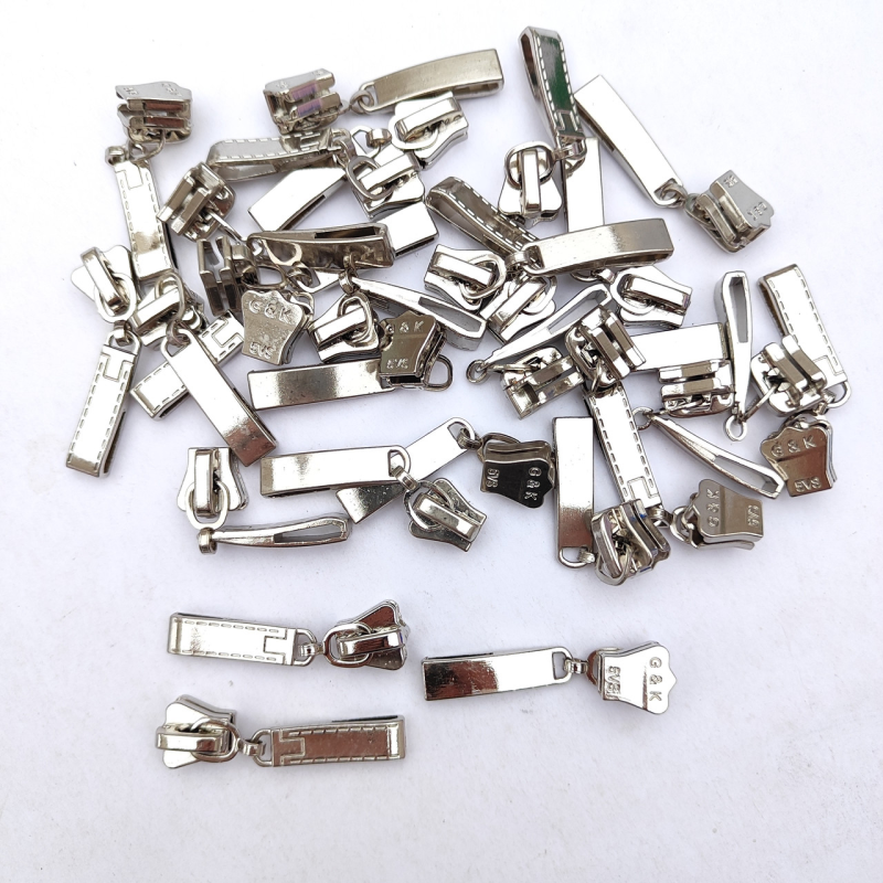 Бігунок трактор № 5 нікель корона