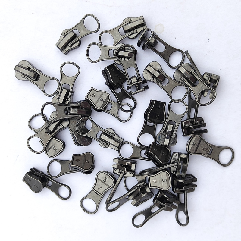 Бігунок трактор № 5 темний нікель