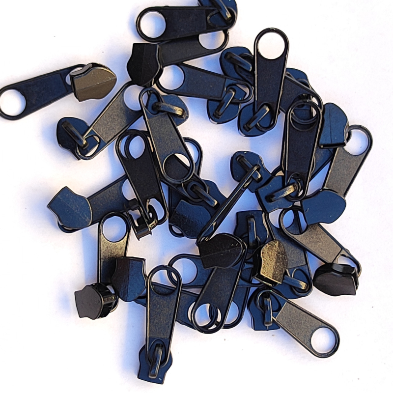 Бігунок спіраль № 5 чорна