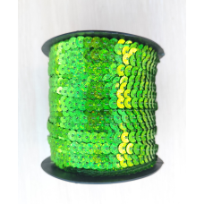 Паєтки на нитці