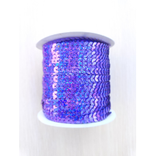 Паєтки на нитці