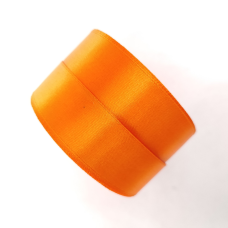 Атласна стрічка 2.5 см 33м