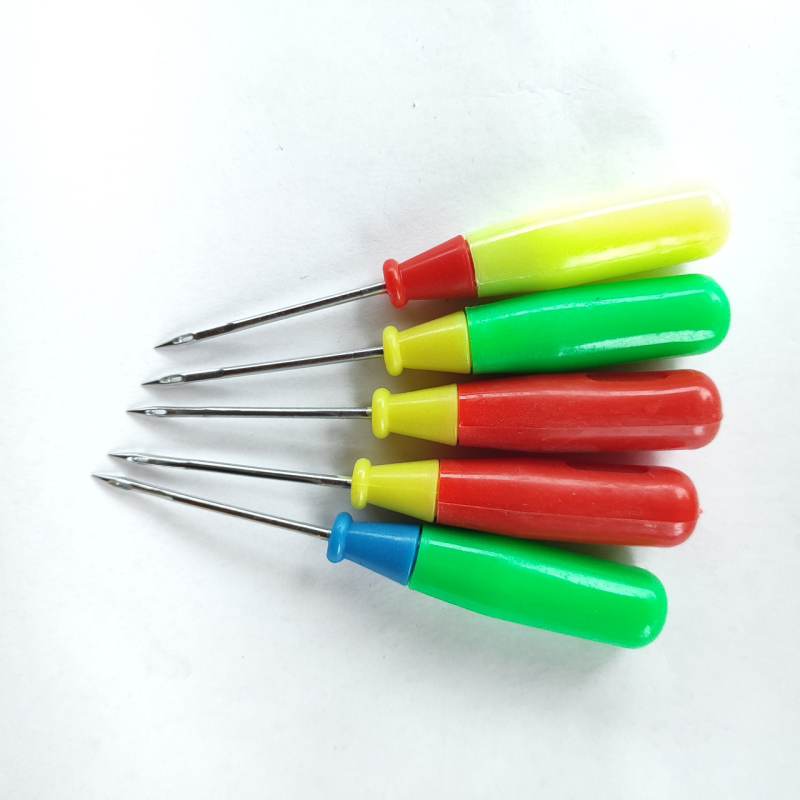 Шило з отвором