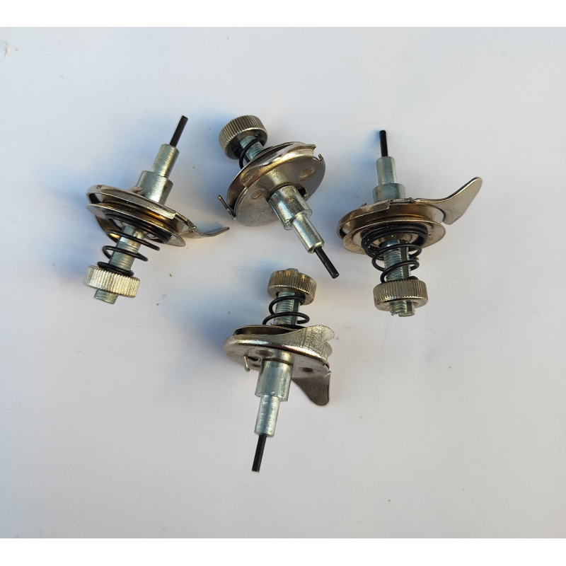 Натягувач нитки