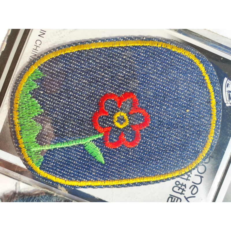 Нашивки термоклейові