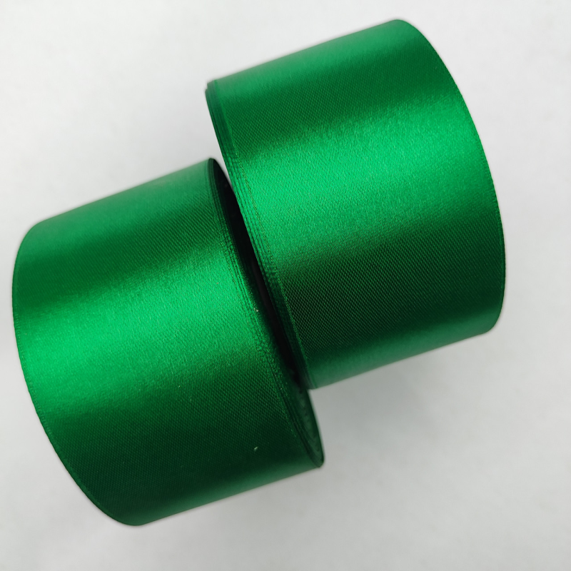 Атласна тасьма 5 см 33м