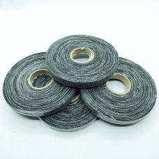 Долевик сірий