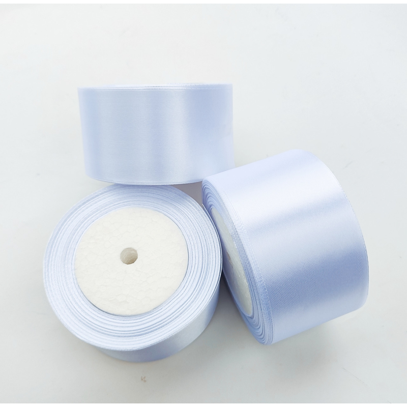 Атласна стрічка 2.5 см 23м. біла