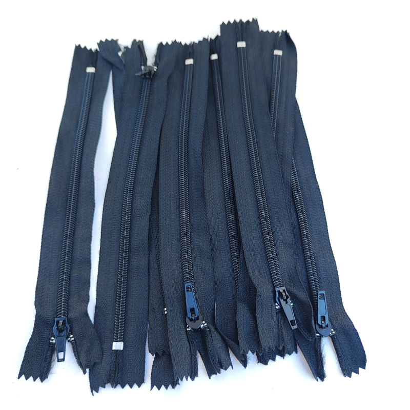 Блискавка брючна 18 см чорна