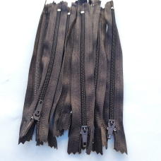 Блискавка брючна 18 см темно-коричнева