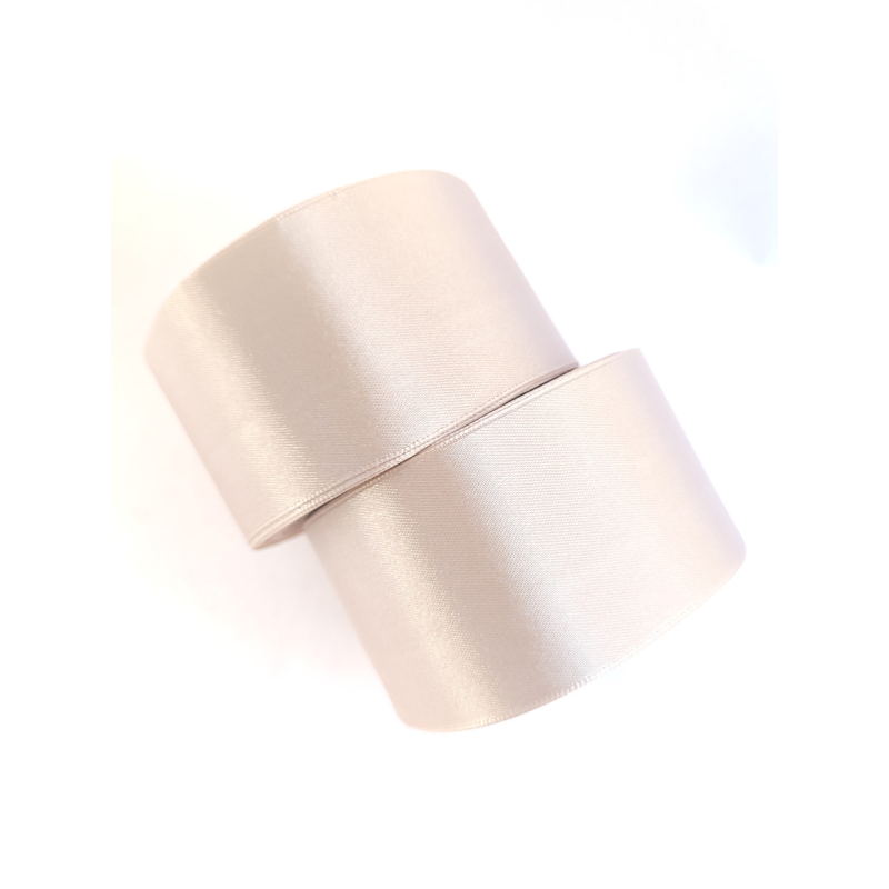 Атласна тасьма 5 см 23м бежева