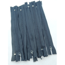 Блискавка №3  спіднична 18 см чорна