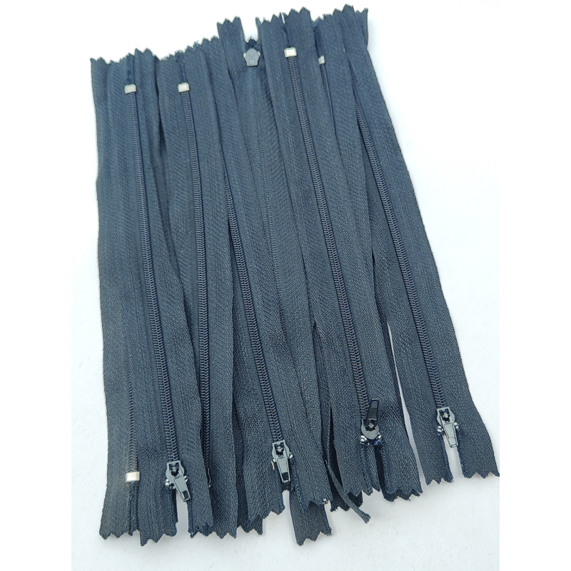 Блискавка №3  спіднична 18 см чорна