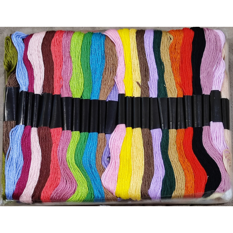 Нитка Муліне різнокольорові вишивальна